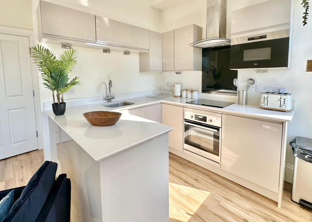 דירות יורק Clifford'S Reach At Bluebridge Court With Free Parking מראה חיצוני תמונה